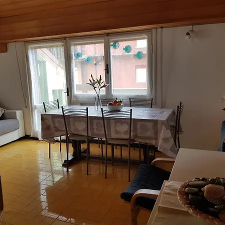 Karinas House