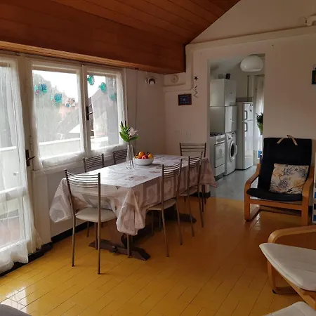 Karinas House Apartmán